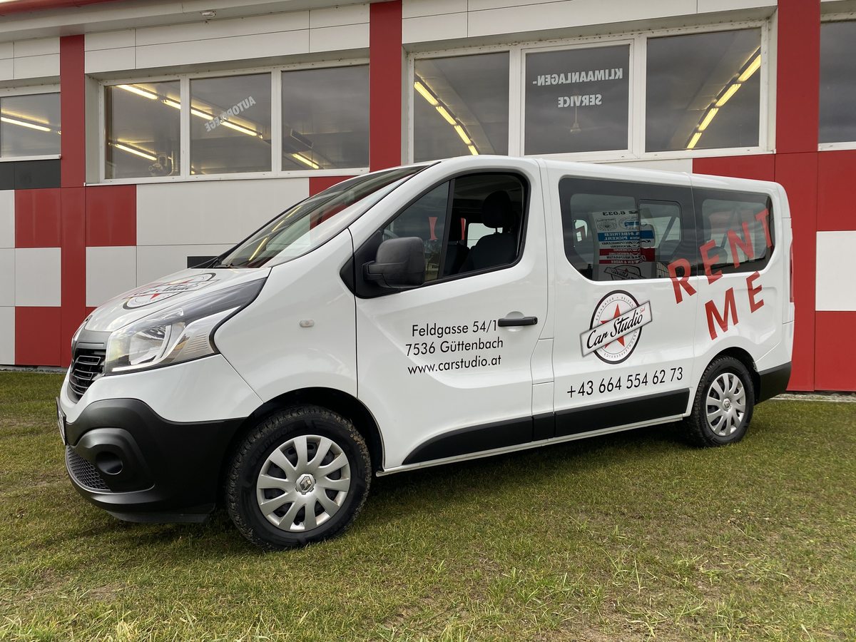 Renault Trafic 9-Sitzer Bus #1 CarStudio Süd
